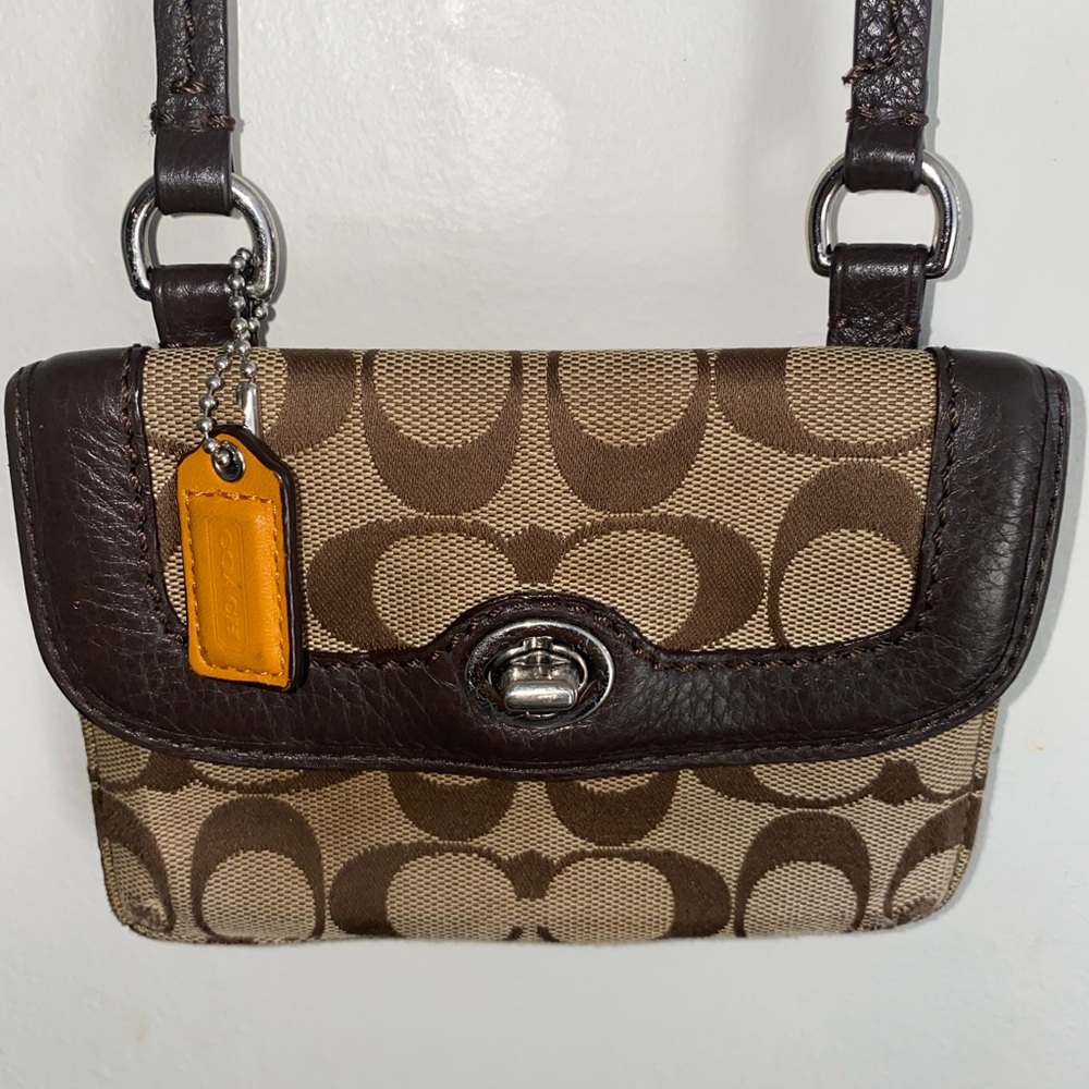 COACH Crossbody Wallet